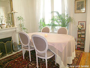 Paris 3 Bedroom accommodation - living room (PA-3407) photo 5 of 8