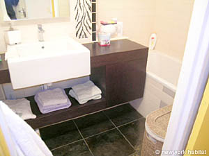Paris 3 Zimmer ferienwohnung - badezimmer 1 (PA-3422) photo 2 von 3