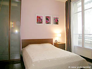 Paris 1 Bedroom apartment - bedroom (PA-3427) photo 2 of 8