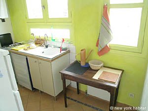 Paris 2 Bedroom accommodation - kitchen (PA-3429) photo 4 of 7
