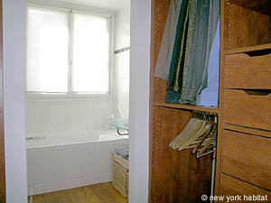 Paris T3 logements location appartements - salle d'eau 1 (PA-3436) photo 1 de 6