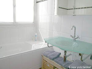 Paris T3 logements location appartements - salle d'eau 1 (PA-3436) photo 2 de 6