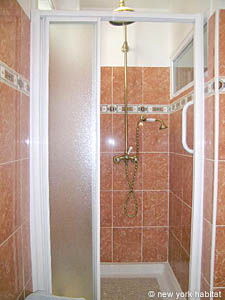 Paris T3 appartements location vacances - salle d'eau 1 (PA-3438) photo 4 de 4