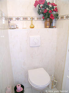 Paris T3 appartements location vacances - salle d'eau 2 (PA-3438) photo 1 de 1