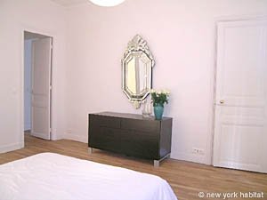 Paris 1 Bedroom accommodation - bedroom (PA-3442) photo 4 of 5