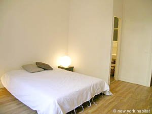 Paris 1 Bedroom accommodation - bedroom (PA-3442) photo 3 of 5