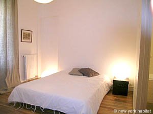 Paris 1 Bedroom accommodation - bedroom (PA-3442) photo 2 of 5