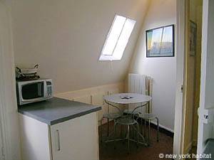 Paris 2 Bedrooms accommodation kitchen photo 36