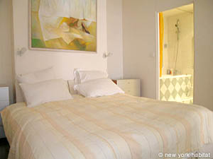 Paris T2 appartements location vacances - chambre (PA-3454) photo 2 de 6