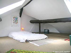 Paris 1 Bedroom - Duplex apartment - bedroom (PA-3482) photo 2 of 8