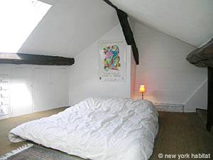 Paris 1 Bedroom - Duplex apartment - bedroom (PA-3482) photo 1 of 8