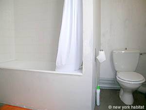 Paris 1 Bedroom - Duplex apartment - bathroom (PA-3482) photo 4 of 4