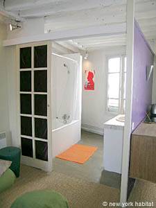 Paris 1 Bedroom - Duplex apartment - bathroom (PA-3482) photo 1 of 4