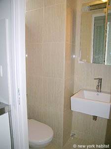Paris Studio/T1 logements location appartements - salle d'eau (PA-3504) photo 3 de 3