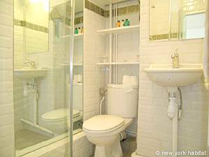 Salle de bain - Photo 3 sur 3 Salle de bain - Photo 3 sur 3