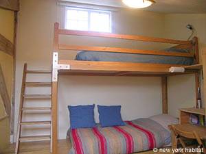 Paris 4 Zimmer - Loft - Duplex ferienwohnung - schlafzimmer 3 (PA-3530) photo 3 von 4