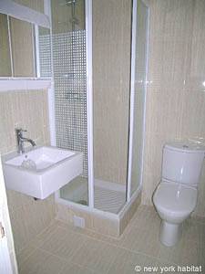 Paris Studio apartment - bathroom (PA-3544) photo 2 of 2