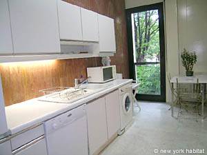 Paris 2 Bedroom accommodation - kitchen (PA-3549) photo 1 of 5