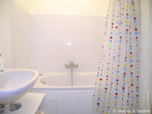 Paris 2 Zimmer ferienwohnung - badezimmer (PA-3557) photo 1 von 4
