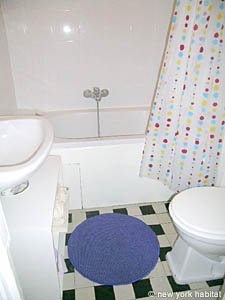 Paris 2 Zimmer ferienwohnung - badezimmer (PA-3557) photo 2 von 4