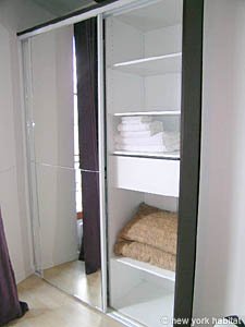 Paris Studio accommodation - living room (PA-3560) photo 7 of 9