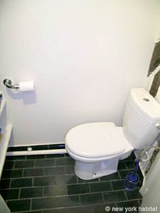 Paris Studio apartment - bathroom (PA-3561) photo 3 of 3
