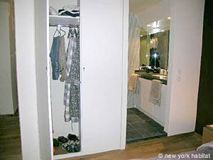Paris T2 appartement location vacances - chambre (PA-3567) photo 4 sur 6
