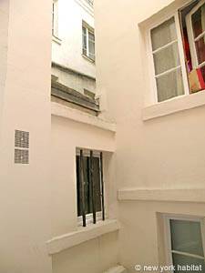 Paris T2 appartement location vacances - chambre (PA-3567) photo 6 sur 6