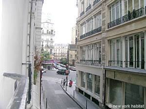 Paris T2 appartement location vacances - s&eacute;jour (PA-3567) photo 9 sur 9