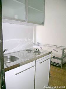 Paris Studio apartment - kitchen (PA-3572) photo 2 of 4