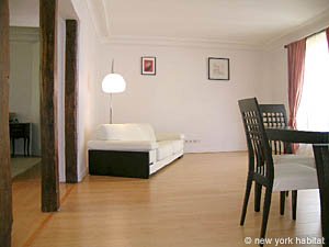Paris 2 Zimmer ferienwohnung - wohnzimmer (PA-3578) photo 1 von 9