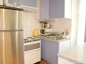 Paris Studio accommodation - kitchen (PA-3587) photo 3 of 5