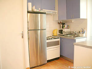 Paris Studio accommodation - kitchen (PA-3587) photo 1 of 5