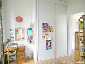 Paris 4 Zimmer - Duplex wohnungsvermietung - schlafzimmer 2 (PA-3594) photo 5 von 7