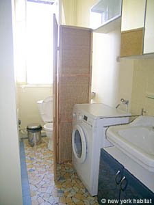 Paris Studio/T1 appartements location vacances - salle d'eau (PA-3596) photo 1 de 7