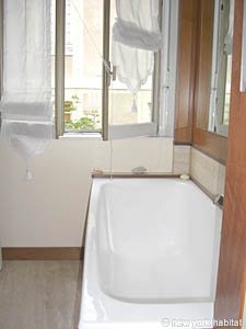 Paris Studio accommodation - living room (PA-3598) photo 7 of 7