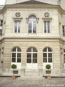 Paris Studio accommodation - living room (PA-3598) photo 6 of 7