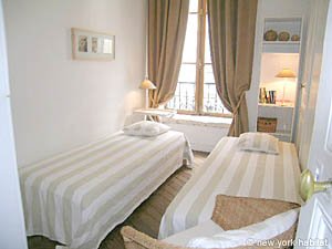Paris 1 Bedroom apartment - bedroom (PA-3599) photo 1 of 4