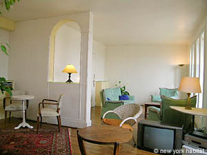Paris 2 Bedroom accommodation - living room (PA-3620) photo 5 of 14