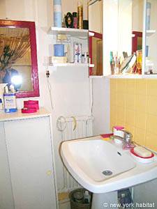 Paris 2 Zimmer wohnungsvermietung - badezimmer 1 (PA-3621) photo 2 von 4