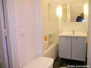 Paris 1 Bedroom accommodation - bathroom 1 (PA-3630) photo 1 of 3