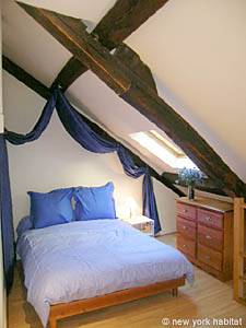 Paris T2 - Duplex appartements location vacances - chambre (PA-3636) photo 3 de 8