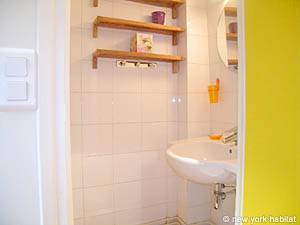 Paris T2 - Duplex appartements location vacances - salle d'eau 1 (PA-3636) photo 1 de 4