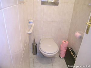 Paris T2 appartements location vacances - salle d'eau 2 (PA-3640) photo 1 de 1