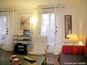 Paris T2 appartements location vacances - s&eacute;jour (PA-3640) photo 4 de 8