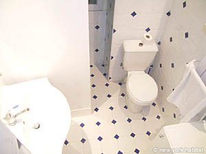 Paris 2 Zimmer ferienwohnung - badezimmer (PA-3643) photo 1 von 3