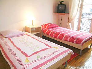 Paris 2 Bedroom apartment - bedroom 2 (PA-3655) photo 1 of 4