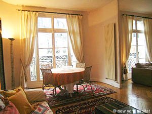 Paris 2 Bedroom apartment - living room (PA-3655) photo 5 of 6