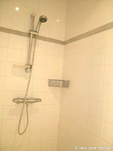 Paris T3 appartement location vacances - salle d'eau 1 (PA-3657) photo 3 sur 3