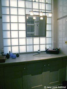 Paris T3 appartement location vacances - salle d'eau 1 (PA-3657) photo 1 sur 3